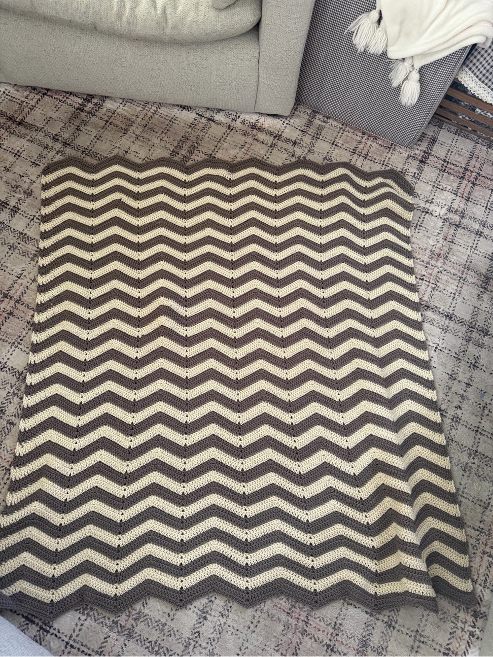 Chevron Knit Throw Blanket in Grey and Cream - Cozy Chevron Pattern